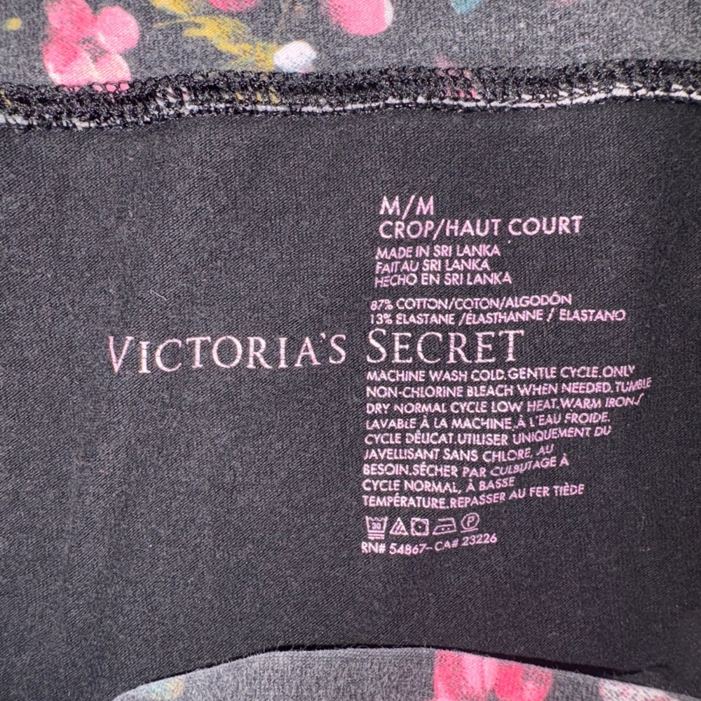 Victoria's Secret Capri Leggings - Picture 3 of 3